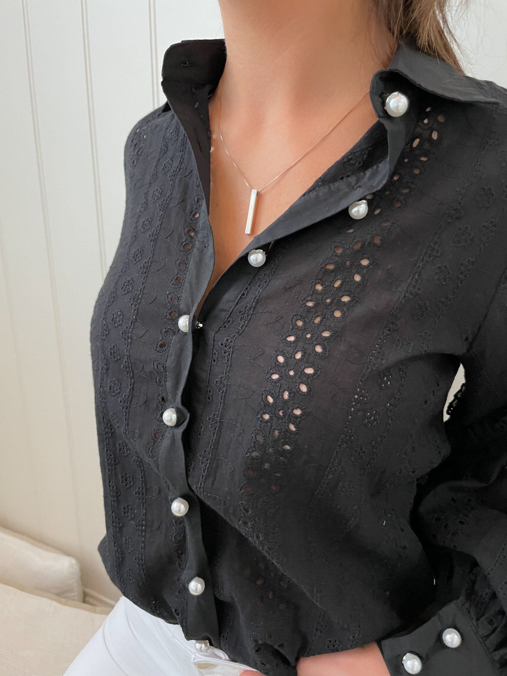 Lisse Shirt - Black Tops Sun Palm Boutique